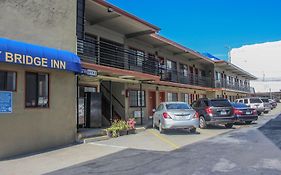 Bay Bridge Inn